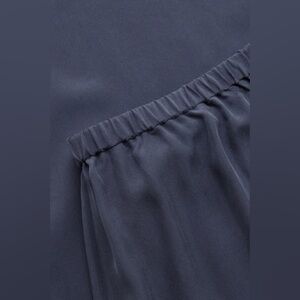 Like New 100% Mulberry Silk pants